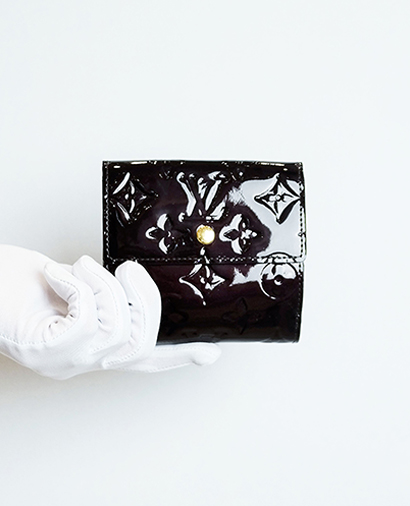 Louis Vuitton Elise Wallet, front view